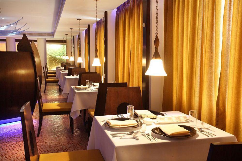 Radisson Blu Kochi Hotell Restaurant bilde
